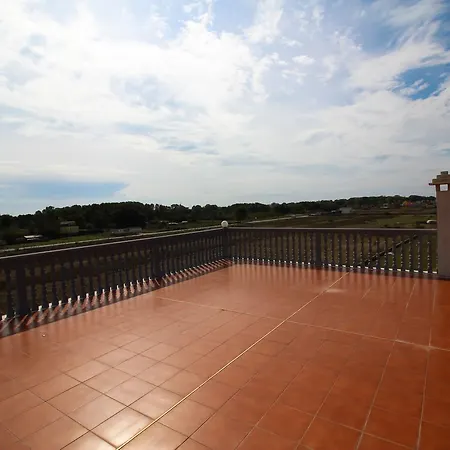 Holiday Vellezerit Ramaj Hotel Velipojë
